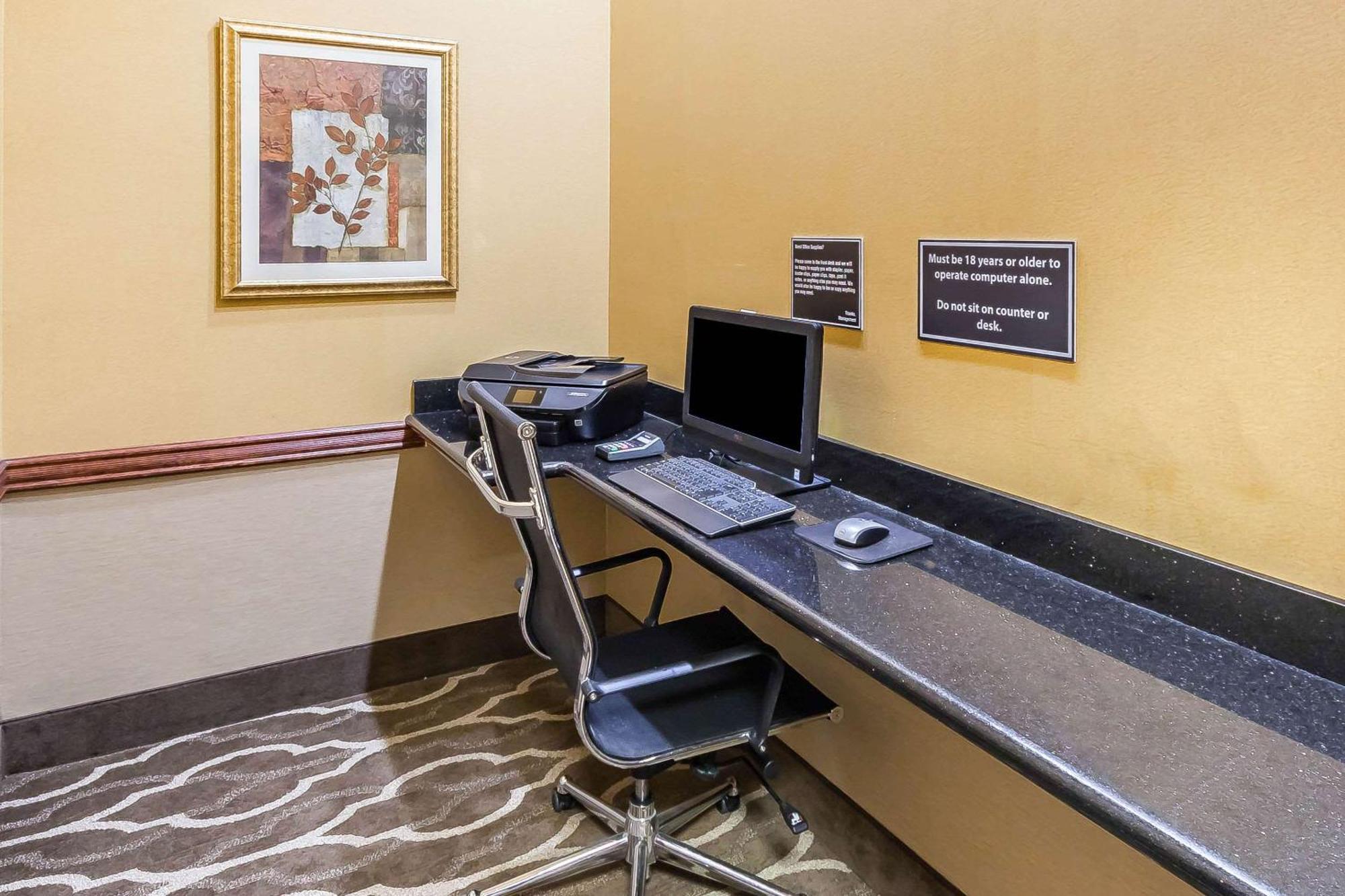 Comfort Suites Yukon - Sw Oklahoma City Kültér fotó