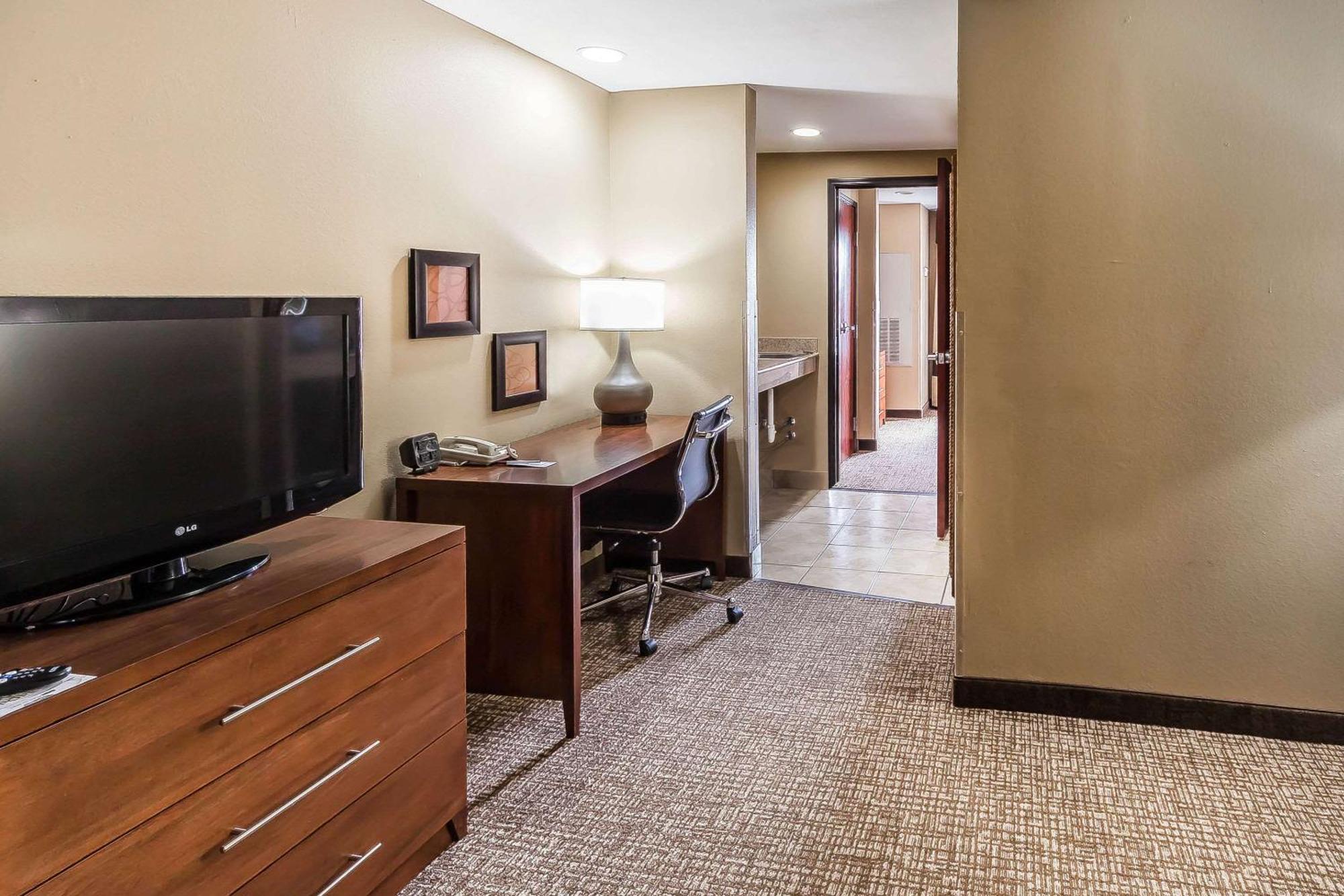 Comfort Suites Yukon - Sw Oklahoma City Kültér fotó